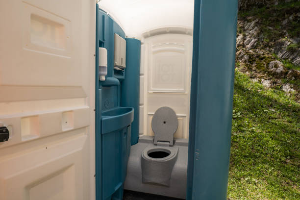 Best Best portable toilet rental  in Willard, OH