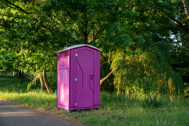 Best Porta potty rental near me  in Willard, OH